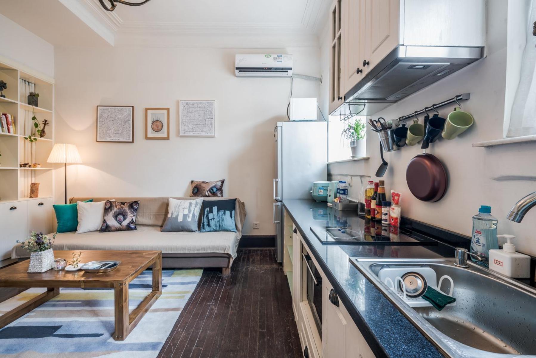 Hills & Xing 48 Near Line1 And Line7 Changshu Road Mid Huaihai Road *
