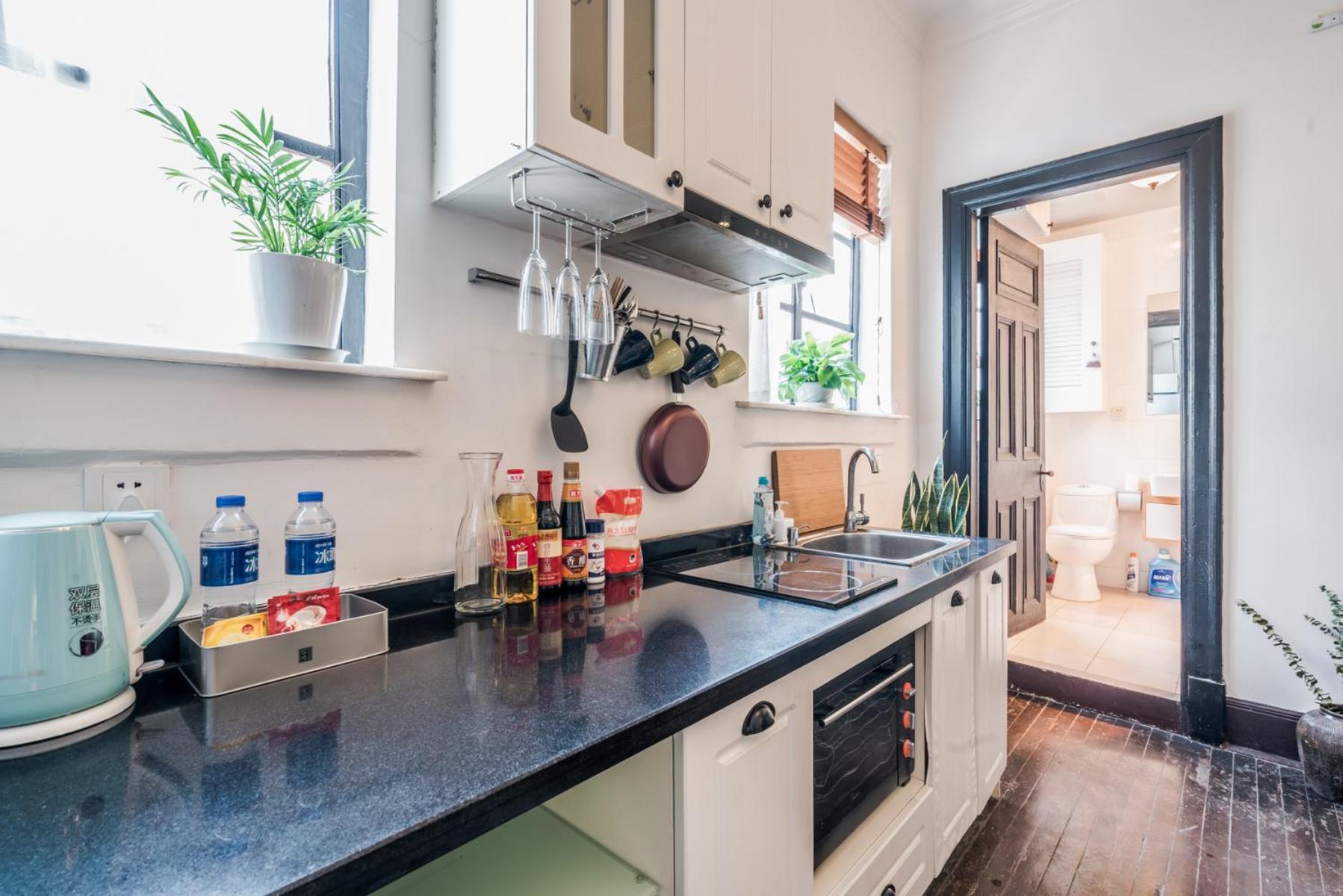 Hills & Xing 48 Near Line1 And Line7 Changshu Road Mid Huaihai Road Apartment